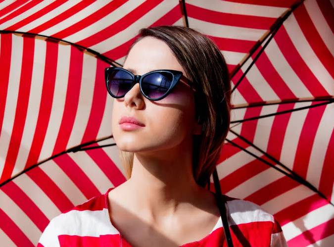 Yaz geldi güneş gözlükleri takılmaya başlandı. Güneş gözlüğü seçerken nelere dikkat etmeliyiz? UV ışınları kör ediyor 7